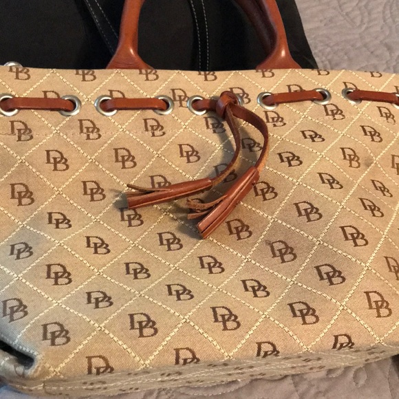 Purses - Picture 3 of 5